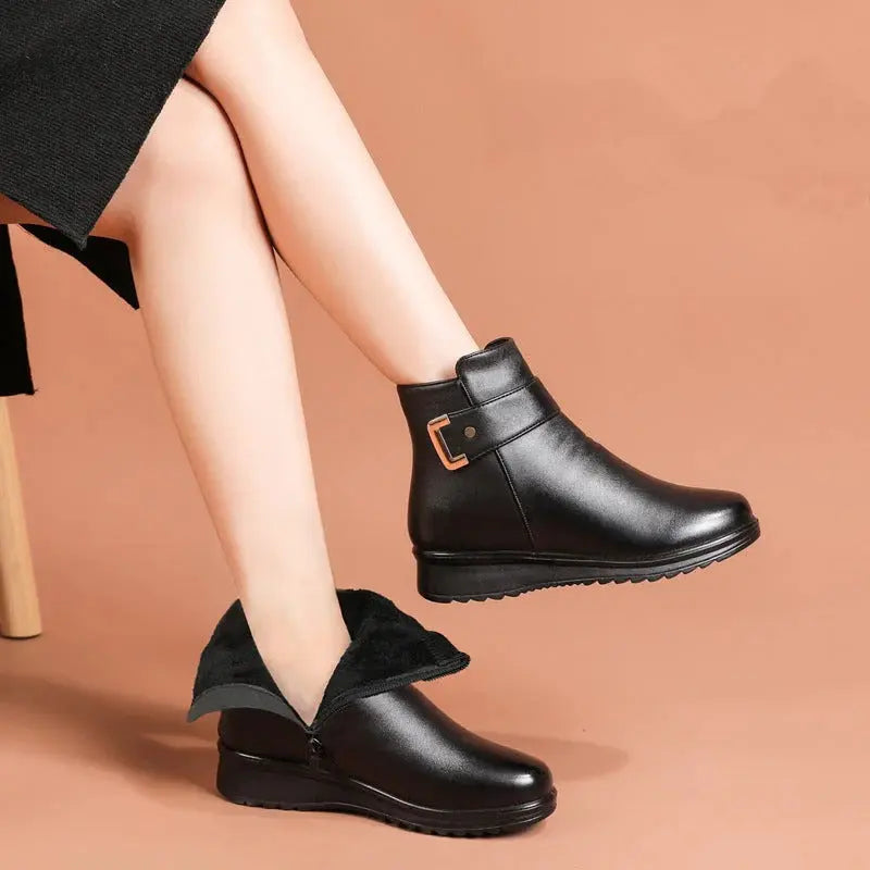Faye | Women's Flat Winter Ankle Boots with Supportive Sole