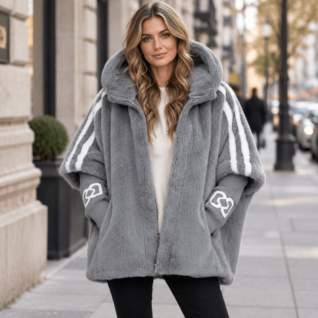 Lyra | Übergroße Damen-Winterjacke mit Kapuze