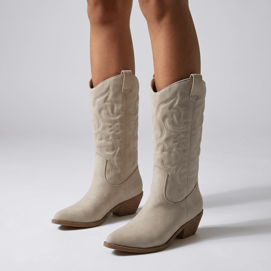 ITERPUB::cold-lorivane-16597401207133::01-hero_a_footwear