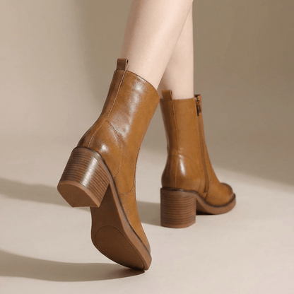 ITERPUB::cold-lorivane-16478566678877::02-hero_back_footwear