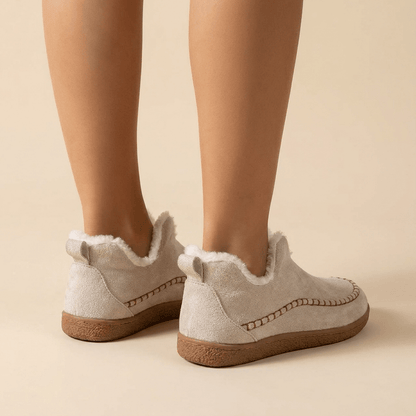ITERPUB::cold-lorivane-16595700121949::02-hero_back_footwear