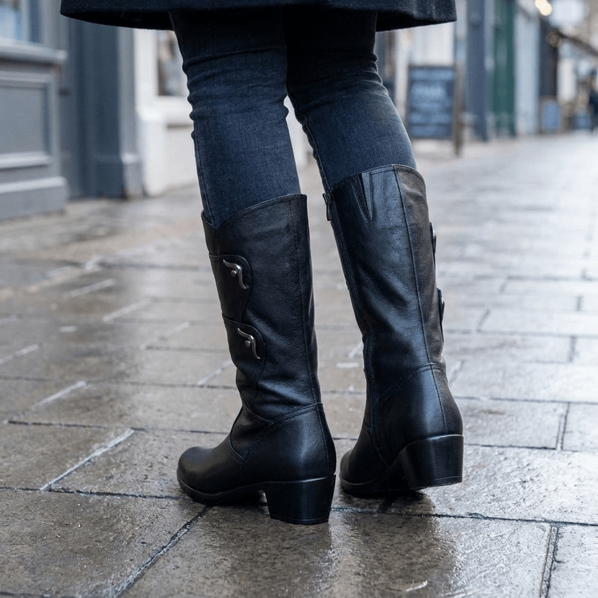 ITERPUB::cold-lorivane-16597424996701::02-hero_back_footwear