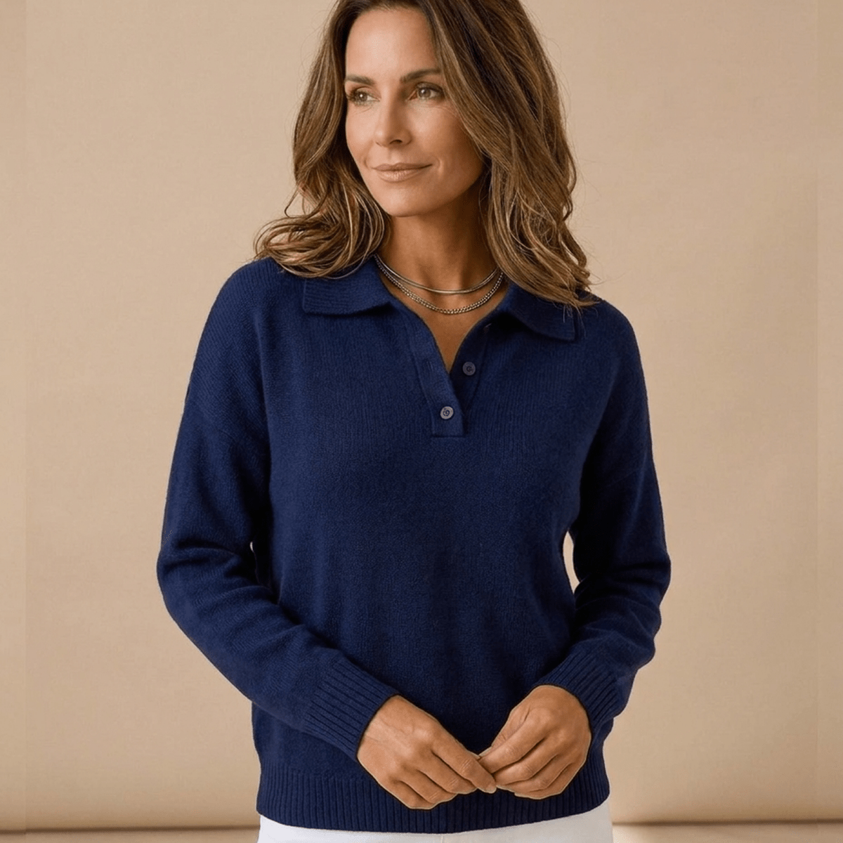 ITERPUB::cold-lorivane-16579944120669::05-variant-navy-blue