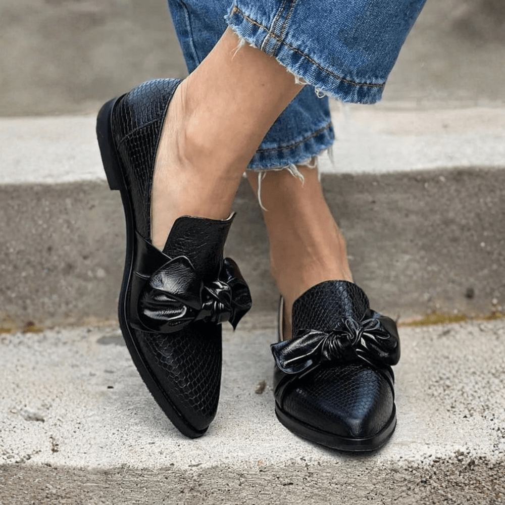 Sadie | Damen-Loafer mit Schleifenriemen und niedrigem Blockabsatz