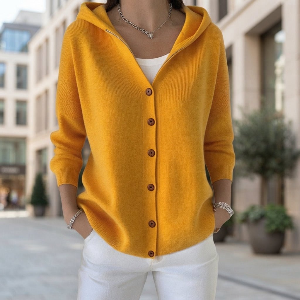 Mae | Damen-Strickjacke mit Kapuze und Knopfleiste