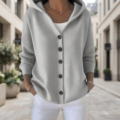 Mae | Damen-Strickjacke mit Kapuze und Knopfleiste