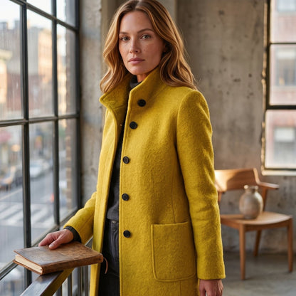 Bree | Damen-Mantel in Longline-Schnitt mit Knopfleiste und Kragen