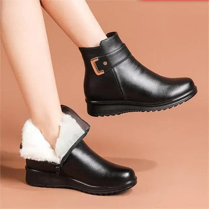 Faye | Women's Flat Winter Ankle Boots with Supportive Sole