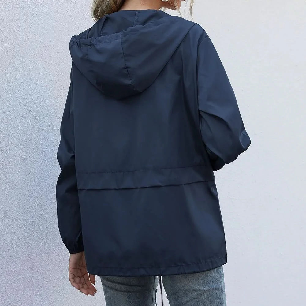 Sloane | Wasserdichte Damen-Windjacke mit Kapuze