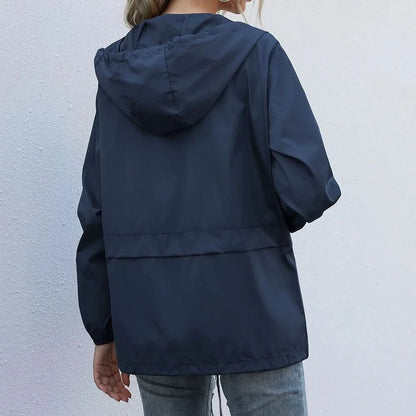 Sloane | Wasserdichte Damen-Windjacke mit Kapuze
