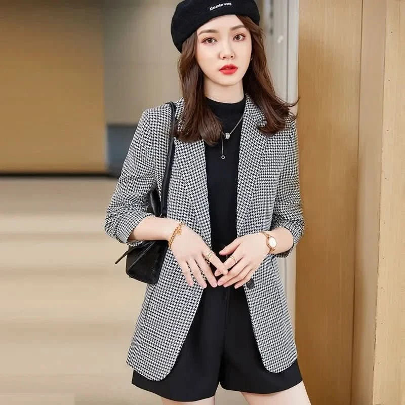Juno | Women's Plaid Collarless Slim Fit Blazer Jacket