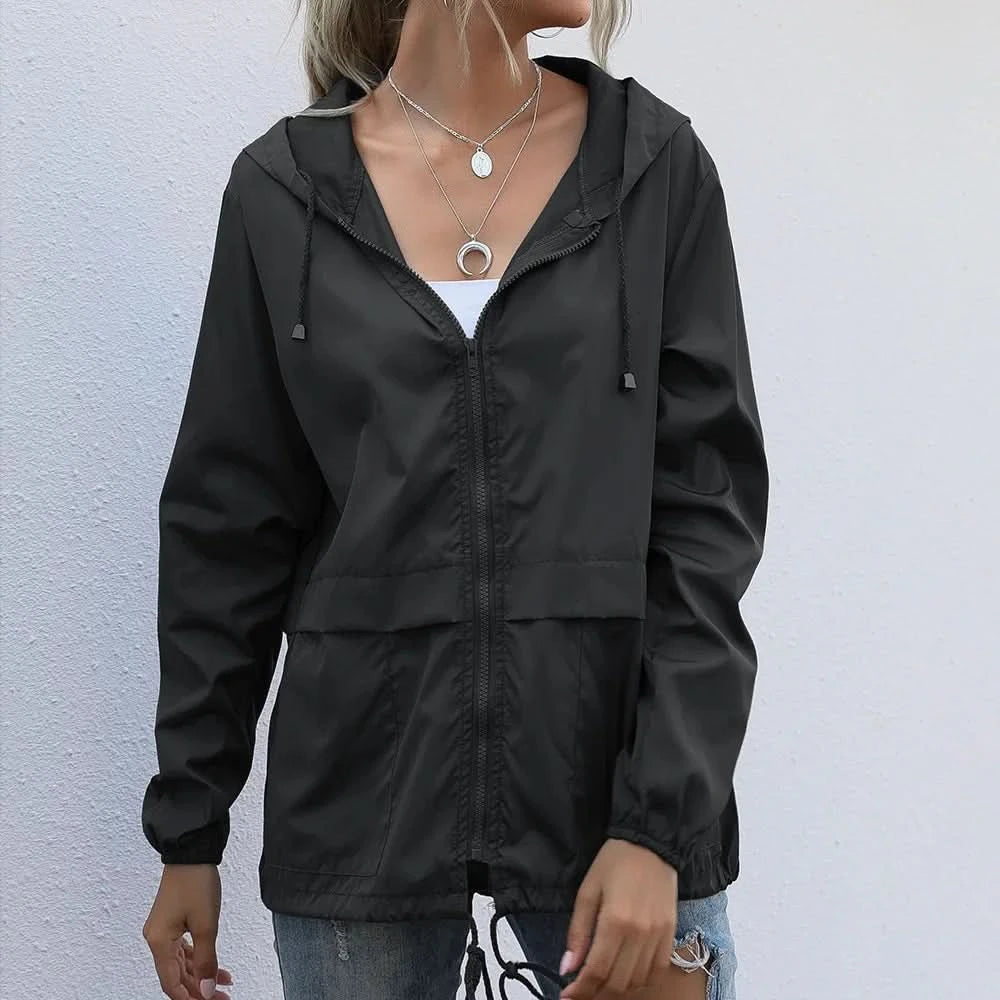 Sloane | Wasserdichte Damen-Windjacke mit Kapuze