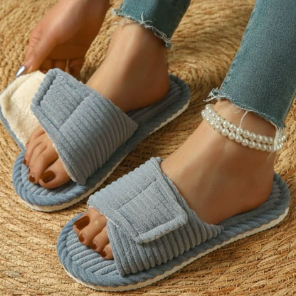 Nova | Women's Cushioned Indoor Slide Sandals