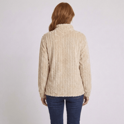 Lola | Gerippter Strickpullover mit Viertelreißverschluss für Damen
