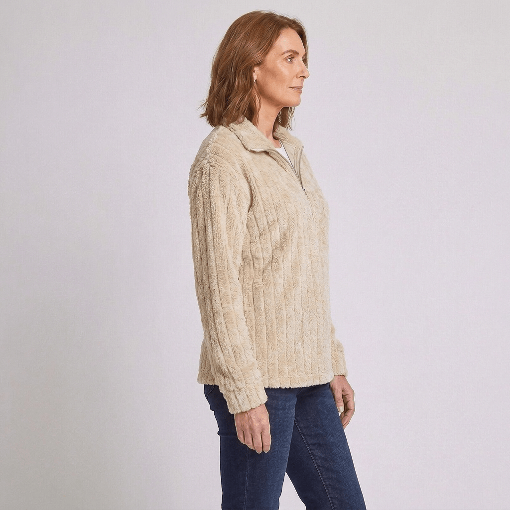 Lola | Gerippter Strickpullover mit Viertelreißverschluss für Damen