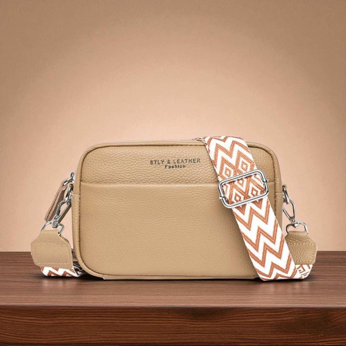 Lyra | Women's Streamlined Crossbody Bag