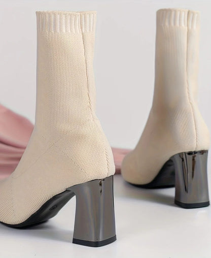 Nika | Damen-Stiefeletten mit spitzer Zehenpartie und Blockabsatz