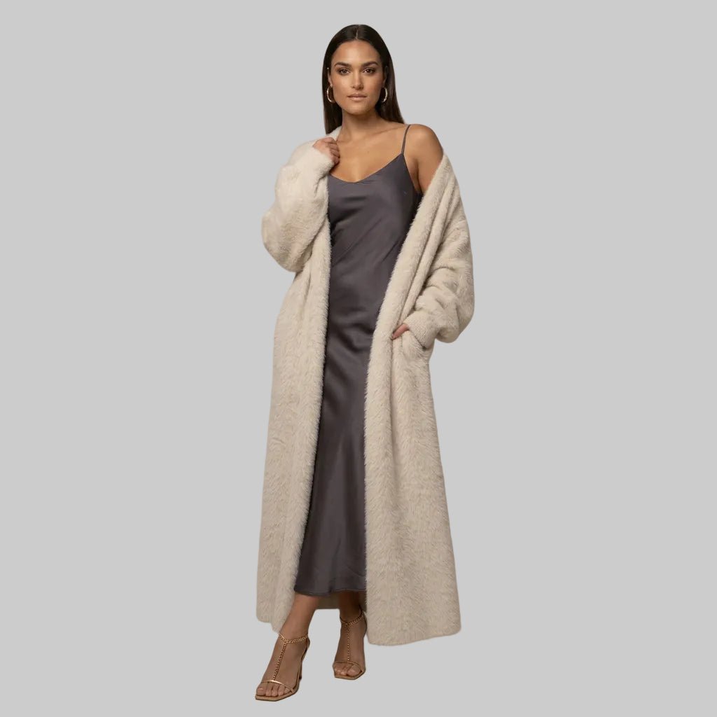 Lyra | Cárdigan largo de invierno de piel sintética para mujer